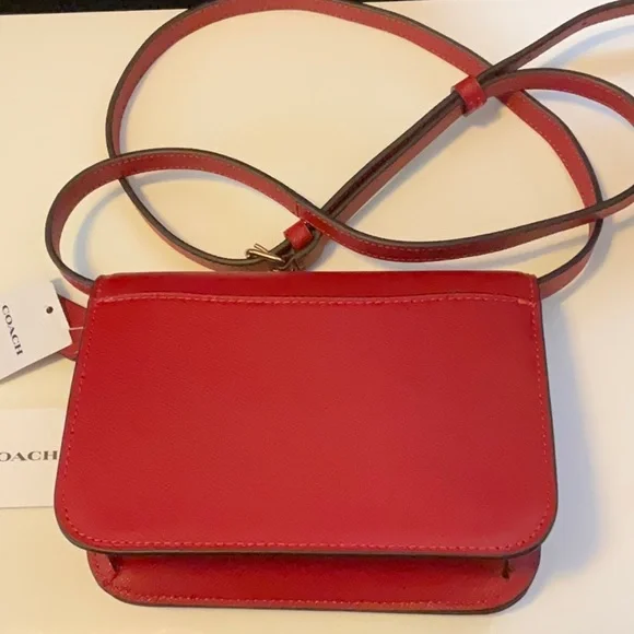 Authentic Coach Red Shoulder/Crossbody Bag - Picture 5 of 16